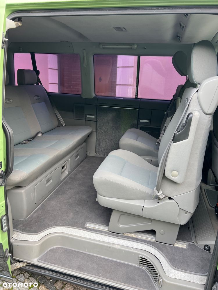 Volkswagen Multivan Standard - 25