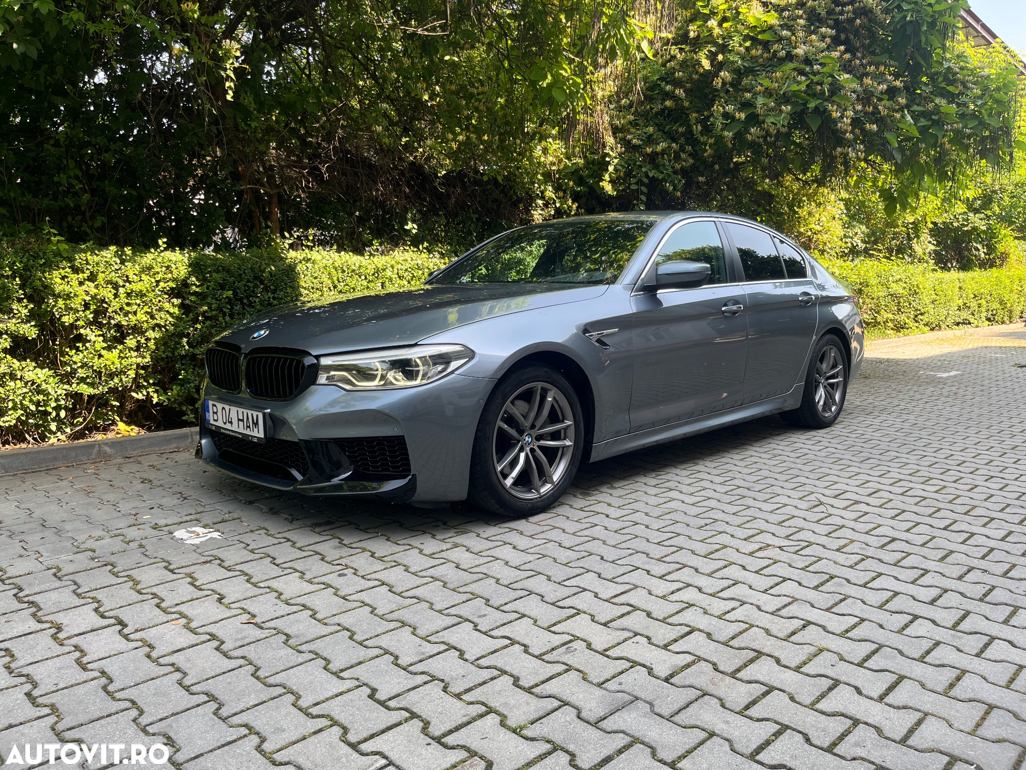 BMW Seria 5 520d AT - 7