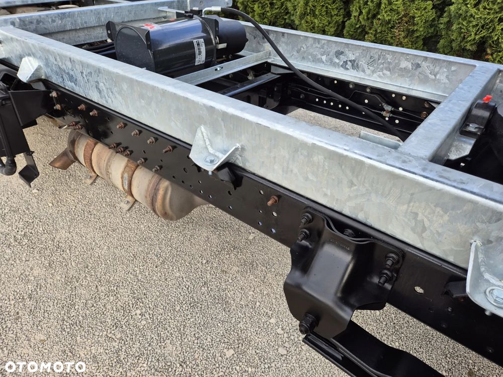 Nissan Nissan NT500/ 3.0Dxi/ 150KM/ Iveco/Wywrotka/ - 8