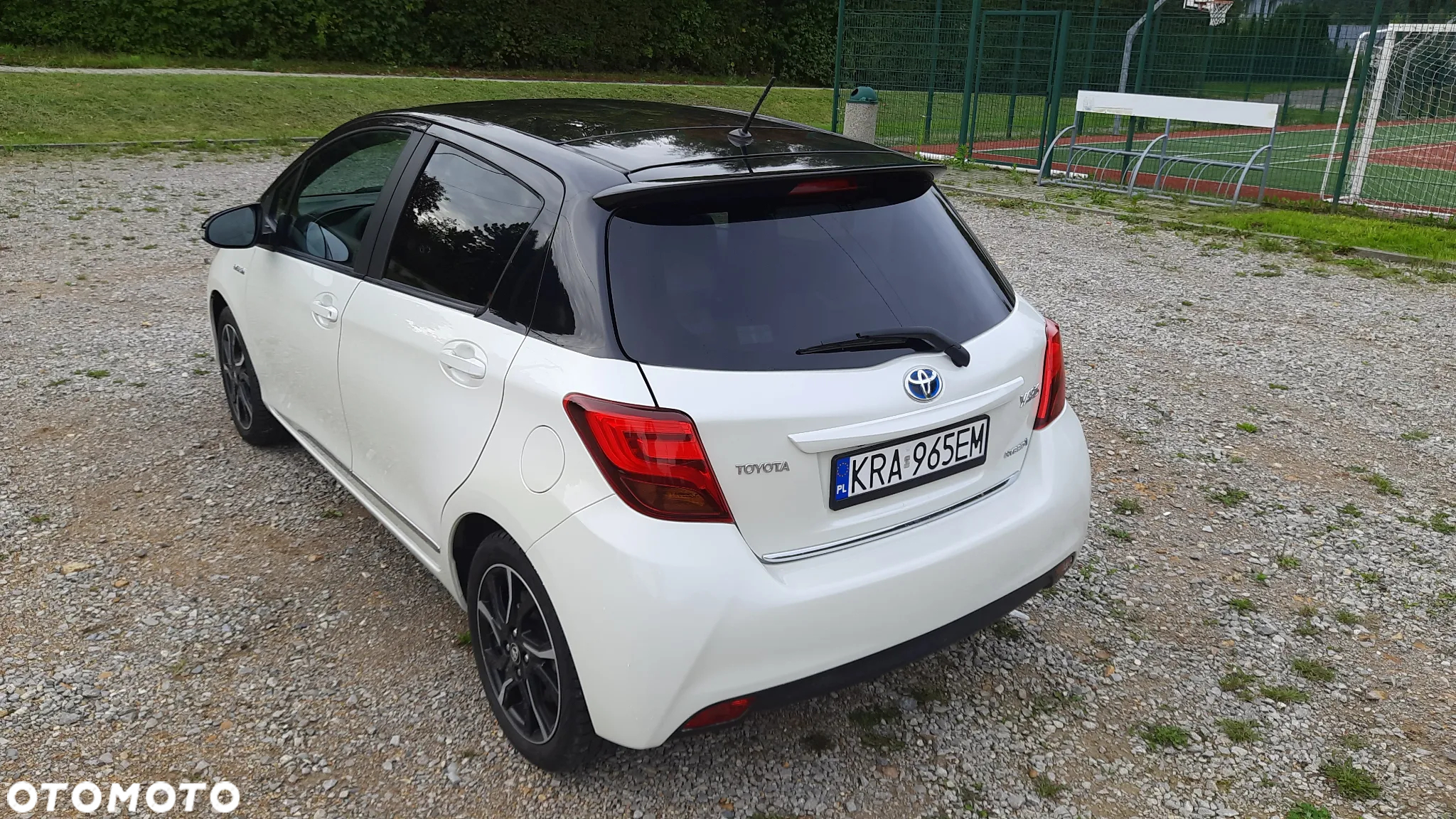 Toyota Yaris Hybrid 1.5 VVT-i Style Selection - 6
