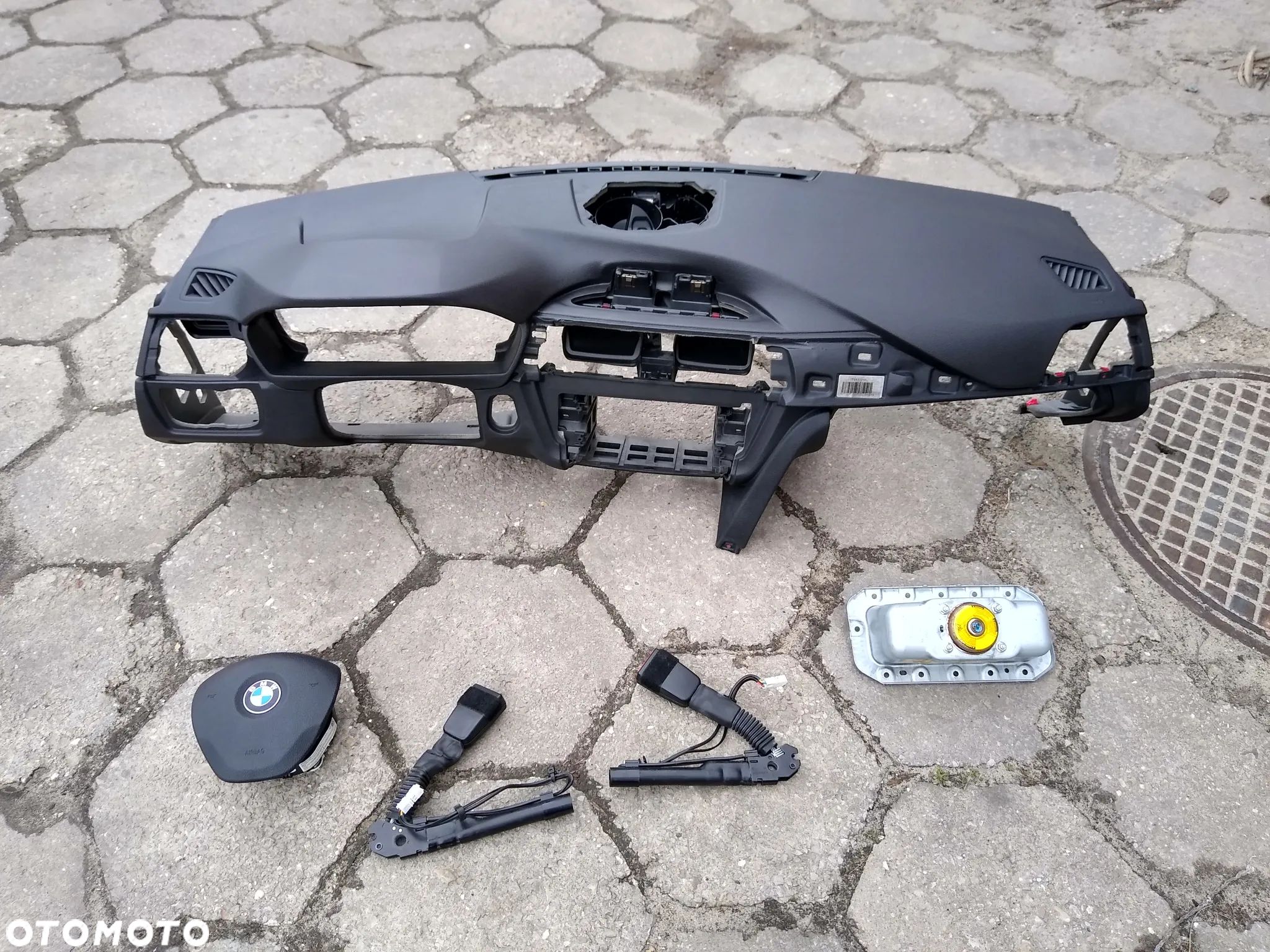 BMW 3 F30 F31 F34 BMW 1 F20 deska rozdzielcza konsola kokpit airbag - regeneracja - 1