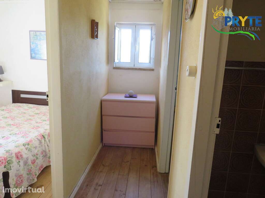 Moradia situada em Álvaro - Grande imagem: 2/25