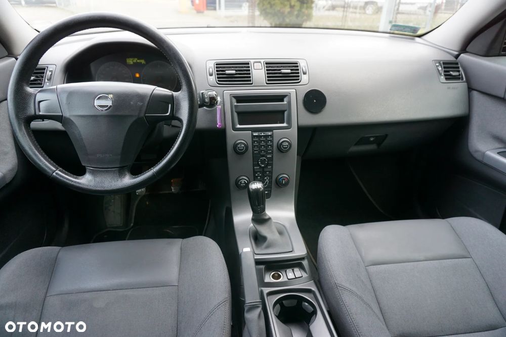 Volvo V50 1.6D - 11