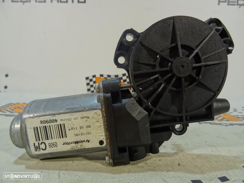 Motor Do Elevador De Vidro Traseiro Direito Hyundai Santa Fé Ii (Cm) - 2