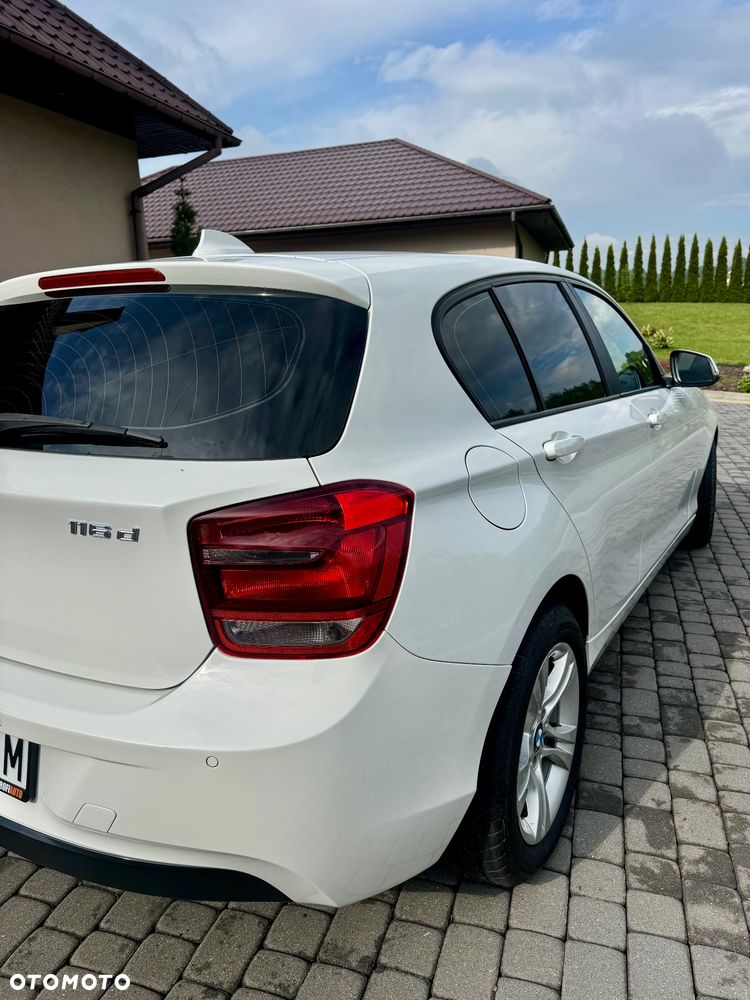 BMW Seria 1 116d DPF Edition Sport - 14