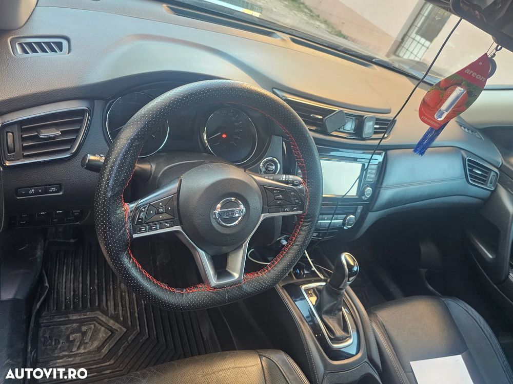 Nissan X-Trail 2.0D XTRONIC Start/Stop 4x4-i Tekna - 2