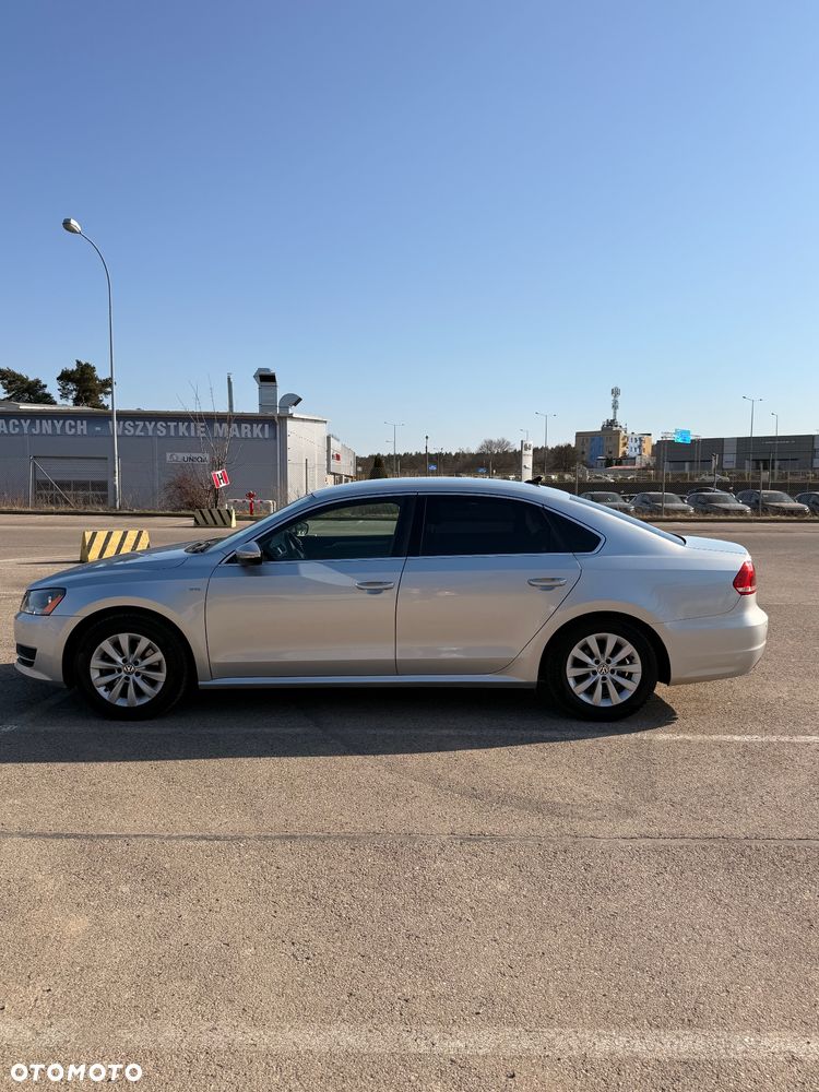Volkswagen Passat - 5