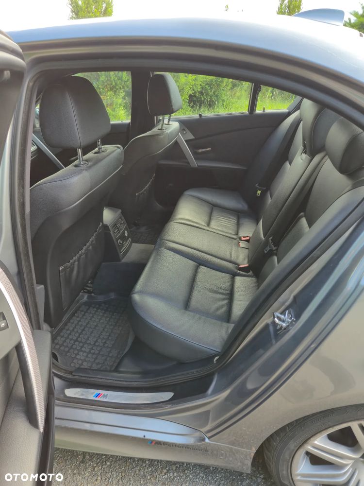 BMW Seria 5 520d - 12