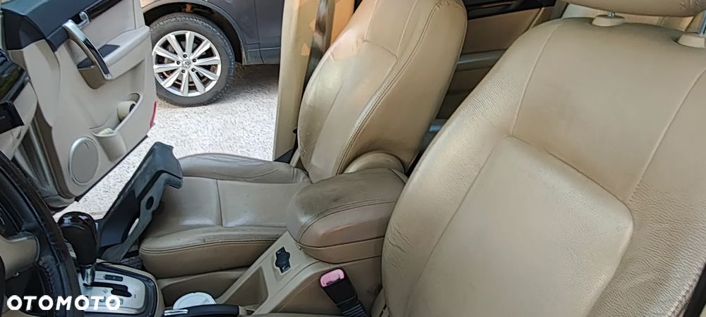 Chevrolet Captiva - 15