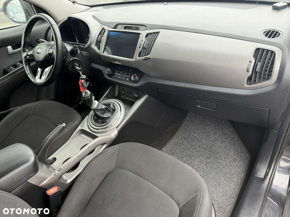Kia Sportage - 14