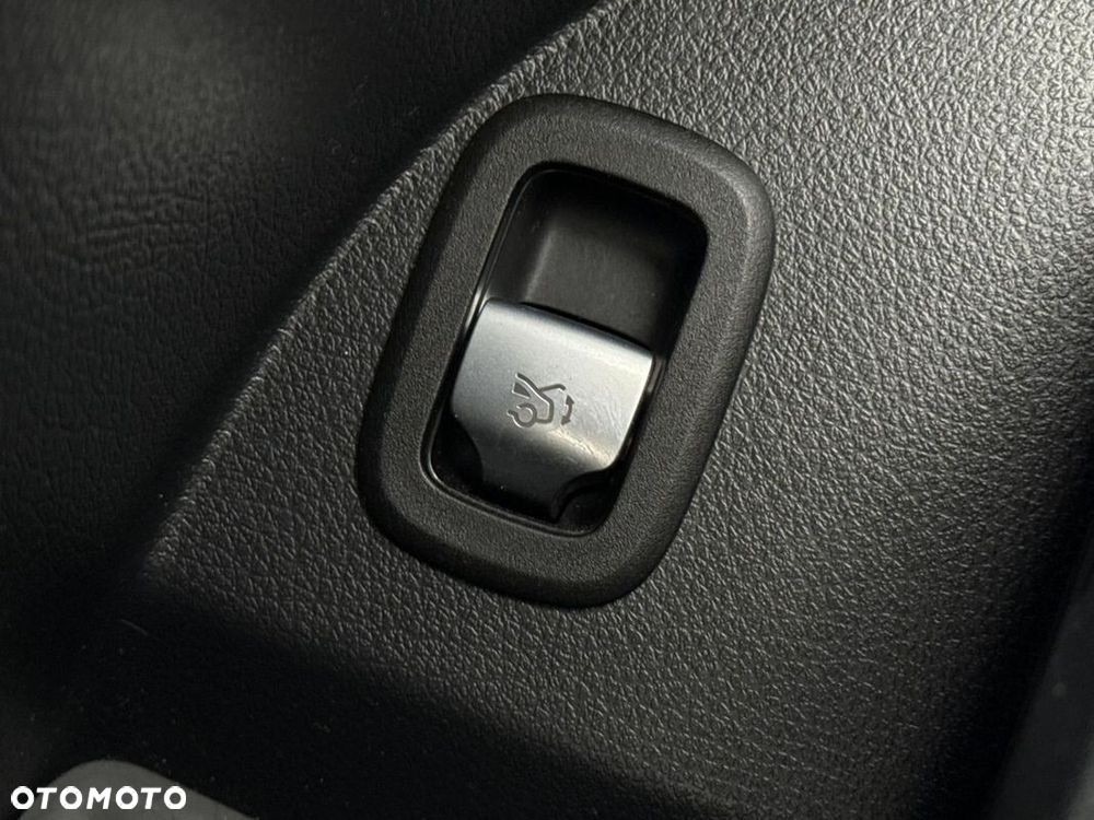 Mercedes-Benz GLC - 27