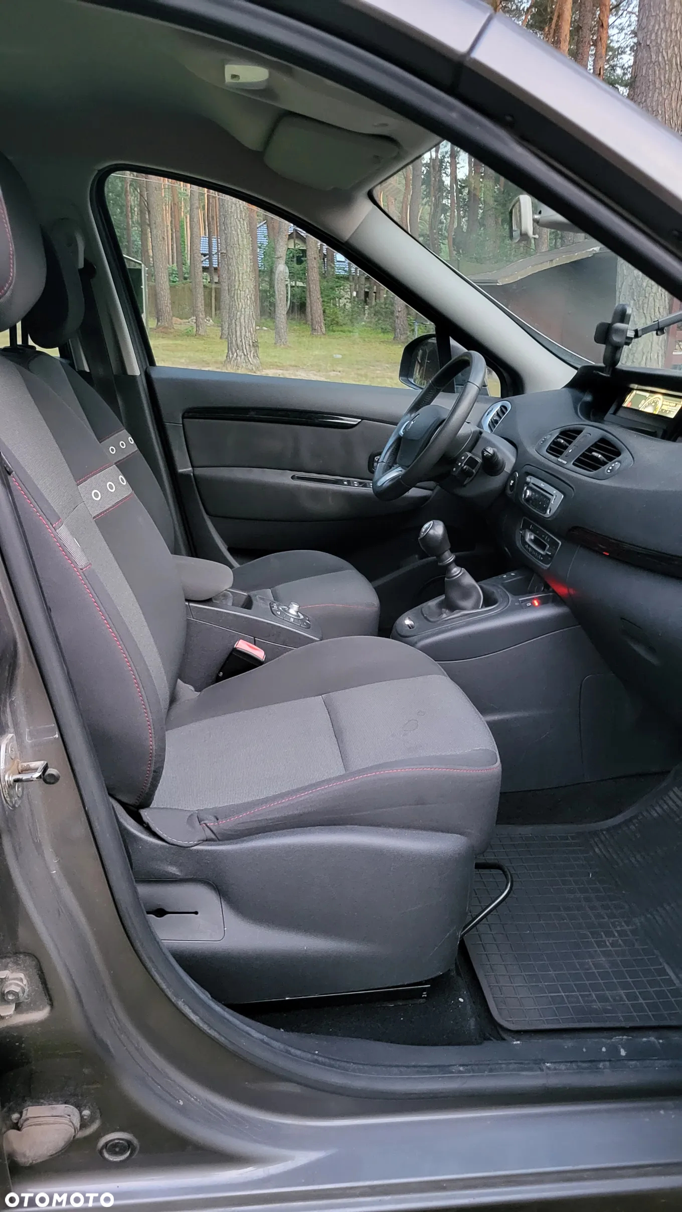 Renault Scenic - 16