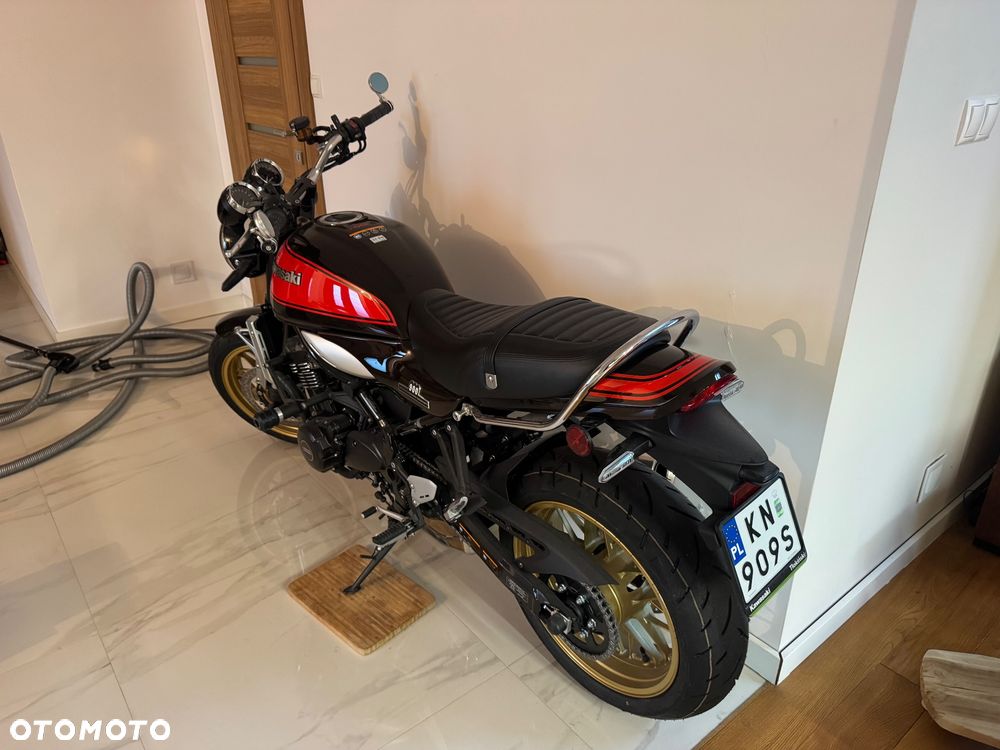 Kawasaki Z 900 RS - 3