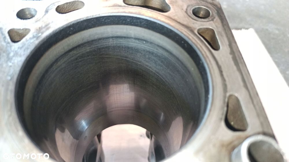 blok silnika 2.2 hdi ducato jumper puma ford 06+ - 10