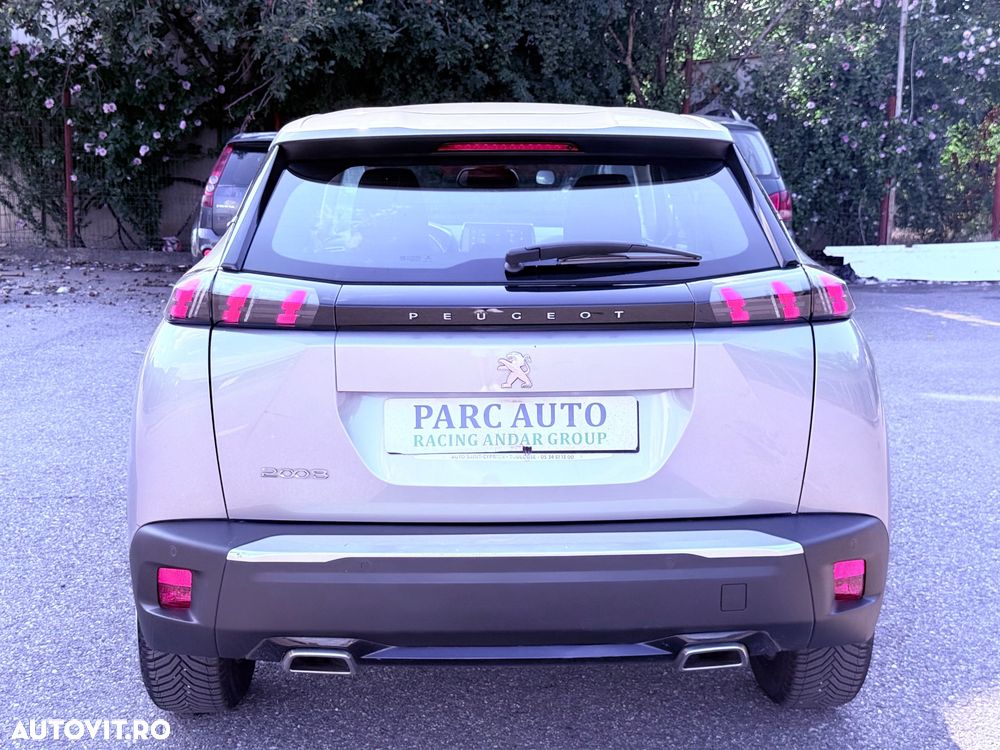 Peugeot 2008 1.2 PureTech EAT8 STT Allure Pack - 12