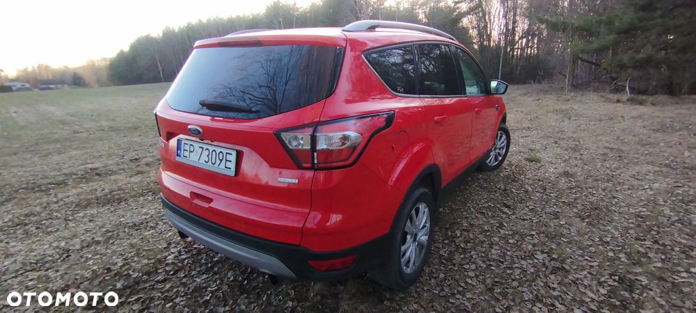 Ford Kuga 1.5 EcoBoost 2x4 Titanium - 5