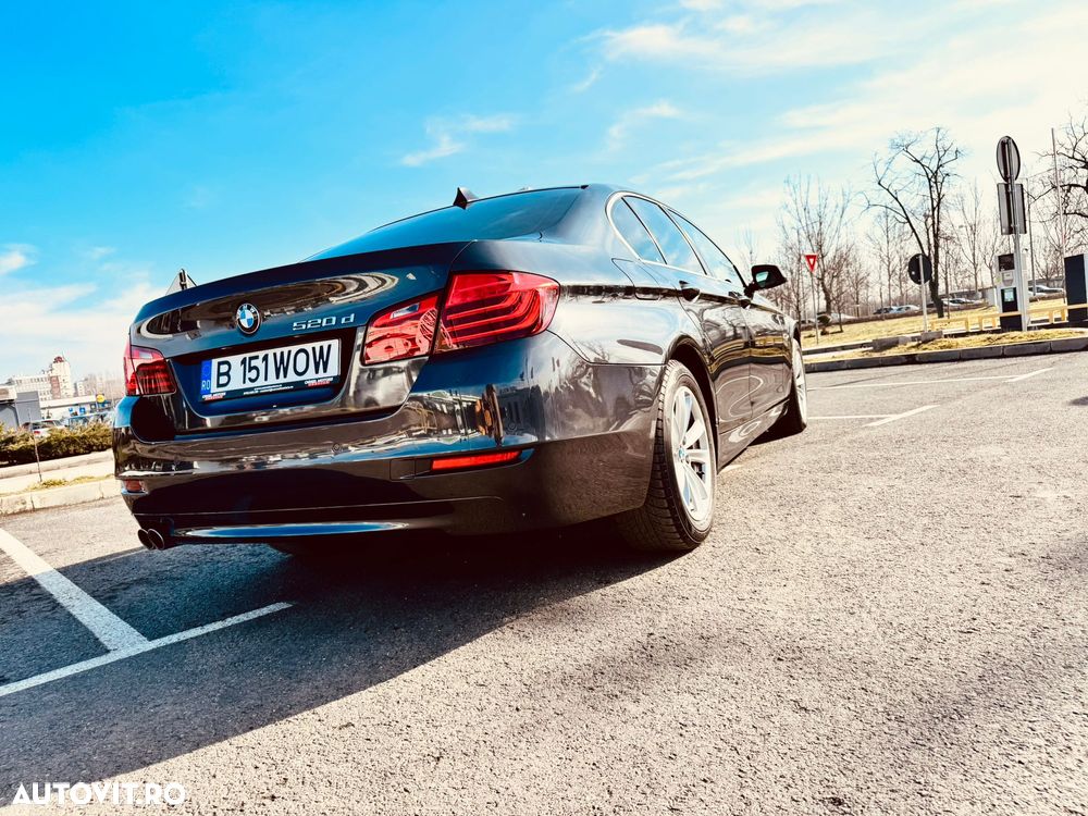 BMW Seria 5 520d Aut. - 9