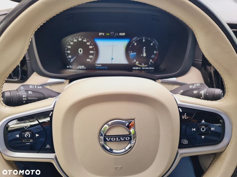 Volvo XC 60 D5 AWD Inscription - 25