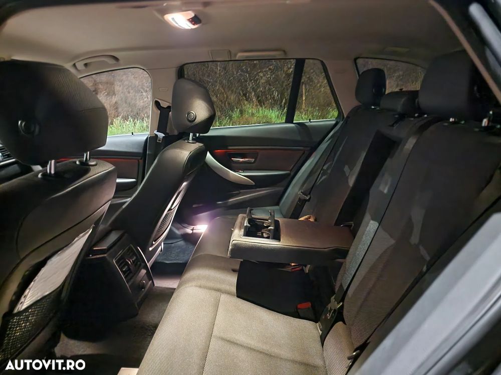 BMW Seria 3 320d Touring Aut. Advantage - 20