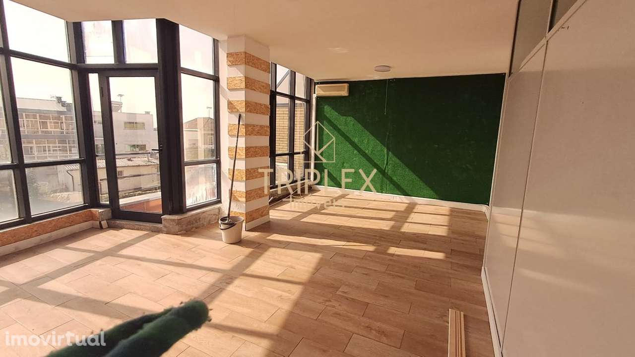 Escritório com 3 salas, Ar Condicionado - Centro Castelo da Maia - Grande imagem: 5/15