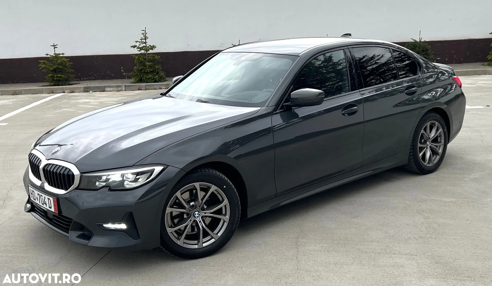 BMW Seria 3 320d Aut. Sport Line - 9