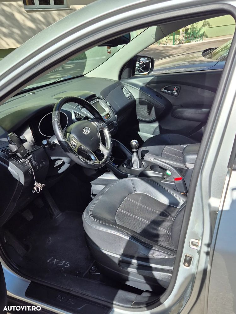 Hyundai ix35 - 11