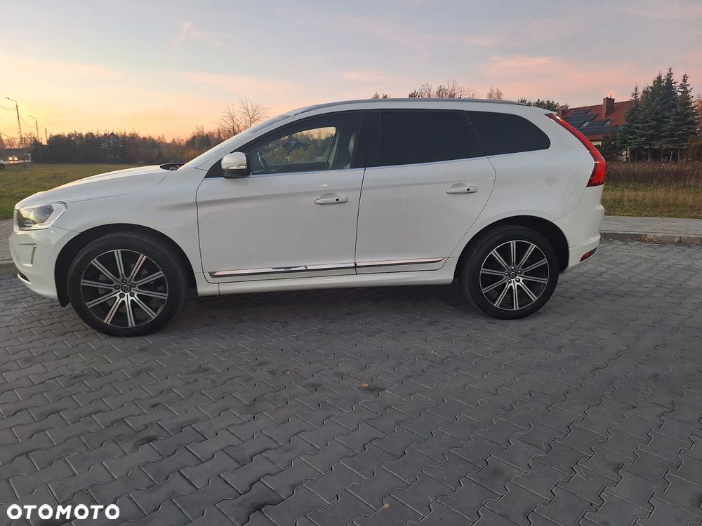 Volvo XC 60 T5 Drive-E Kinetic - 4