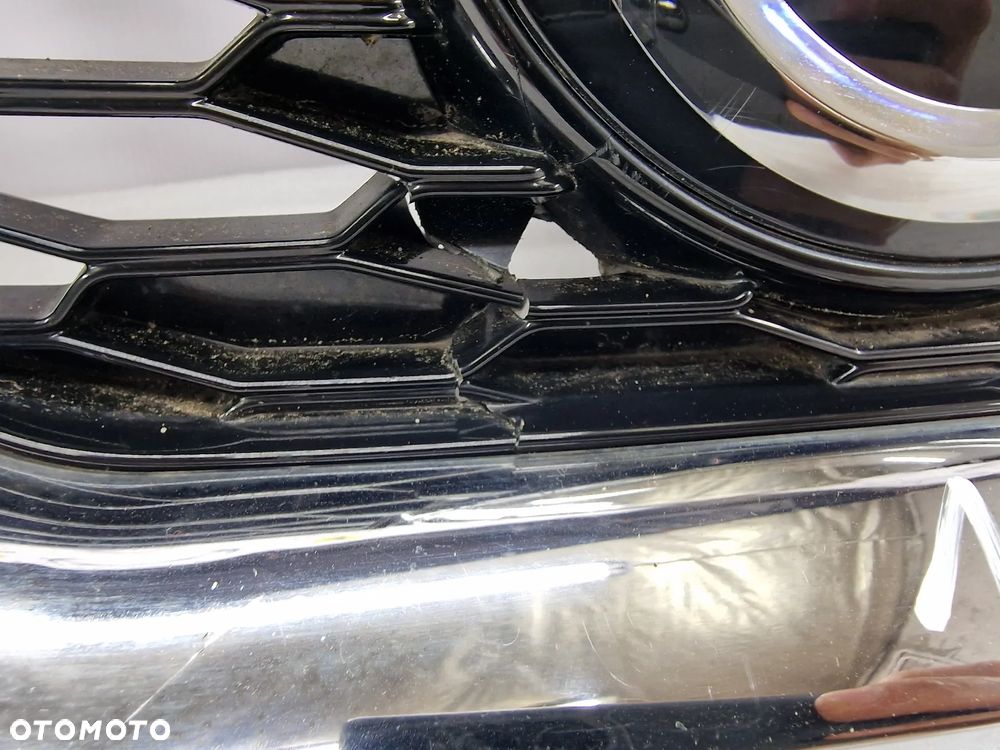 NISSAN QASHQAI II LIFT 17- ATRAPA / GRILL PRZEDNI PRZÓD / ZNACZEK NA KAMERE / POD RADAR , NR 62310HV3 , NR AUKCJI GR112 - 11