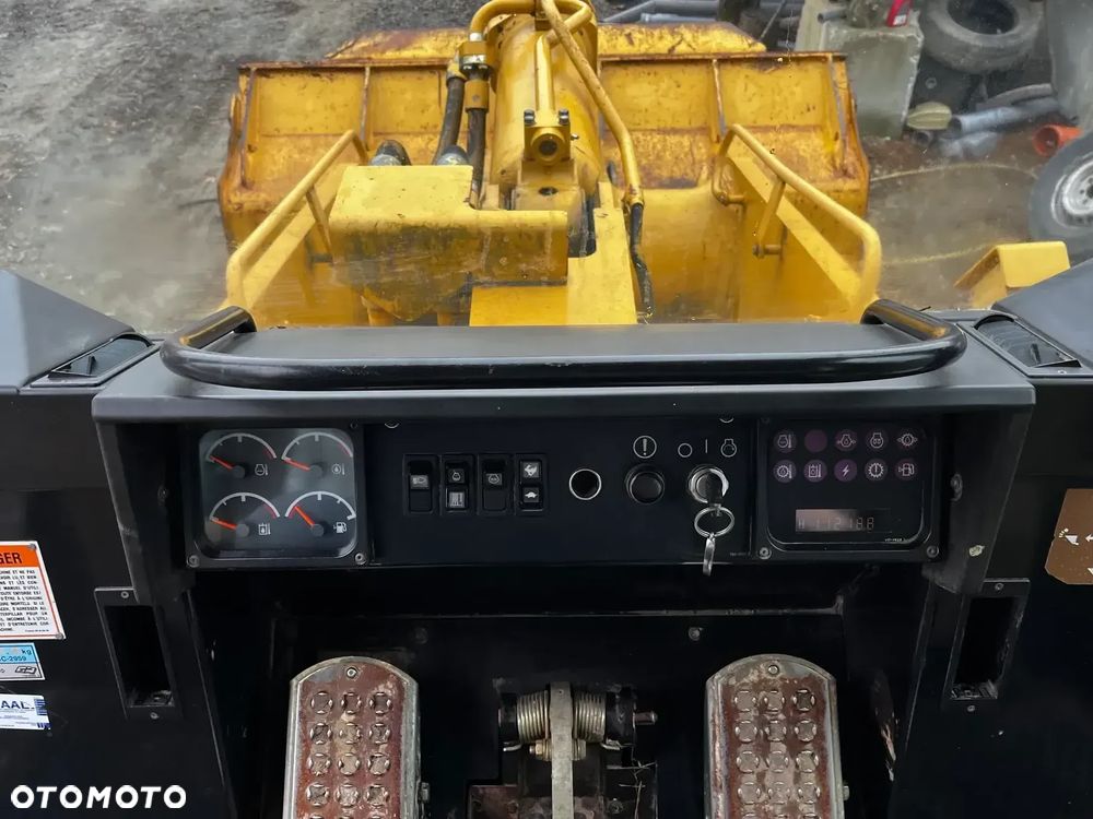 Caterpillar 963C - 3