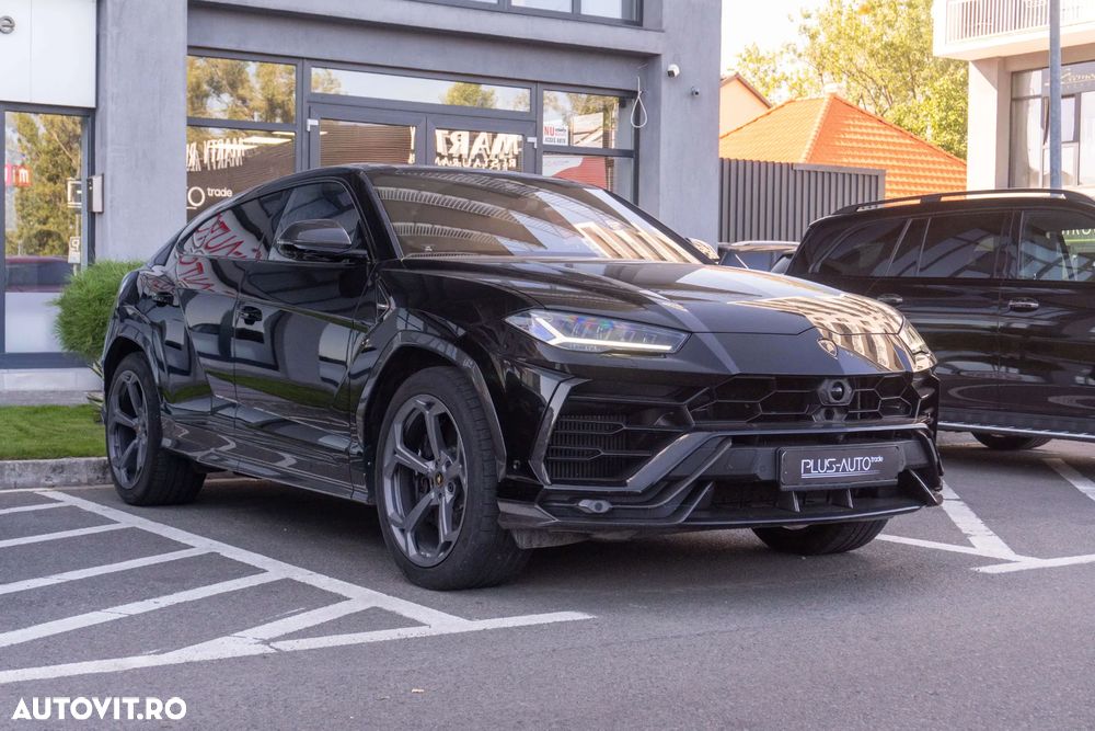 Lamborghini URUS Standard - 2