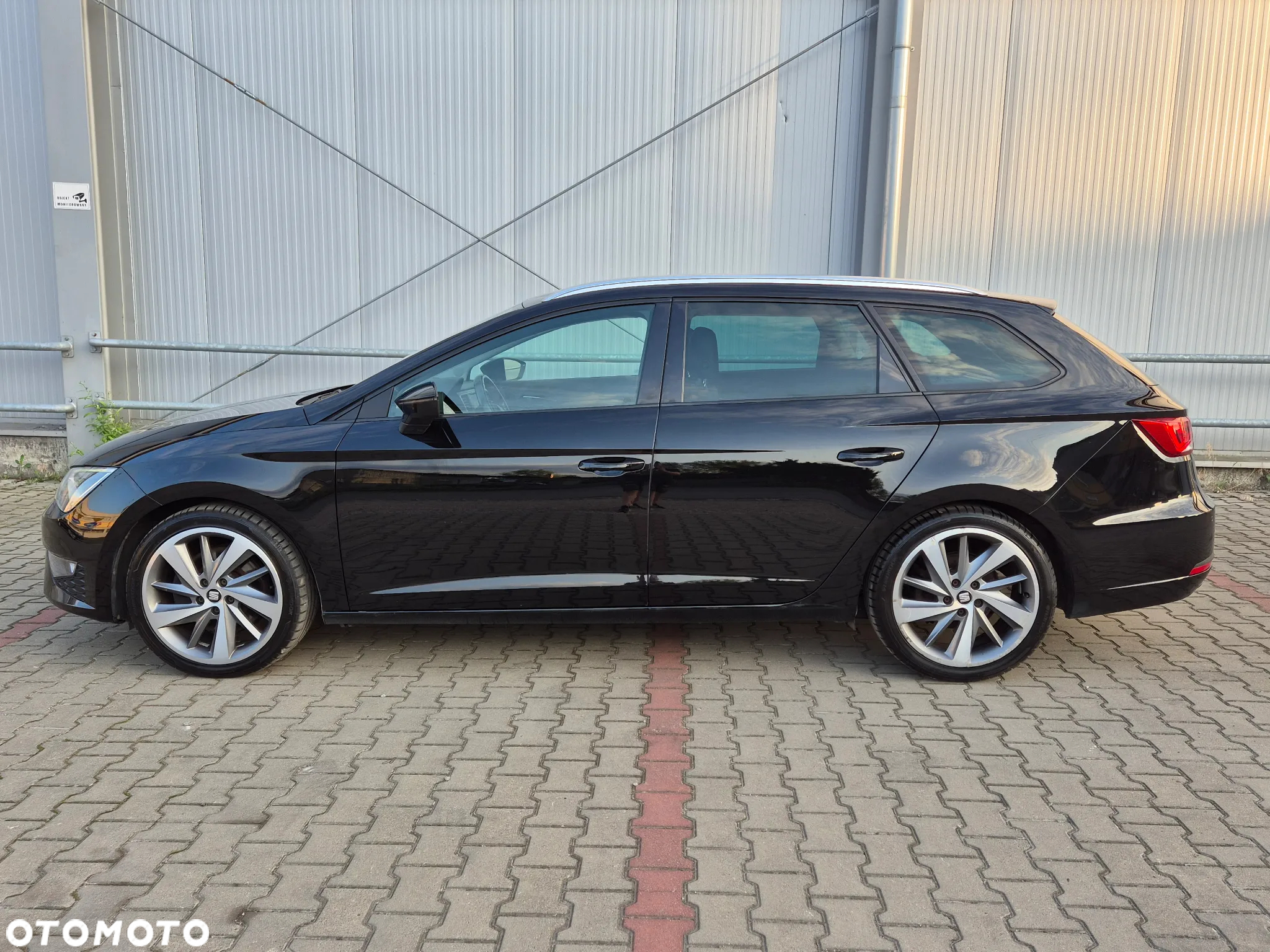 Seat Leon 2.0 TDI FR Black S&S - 7