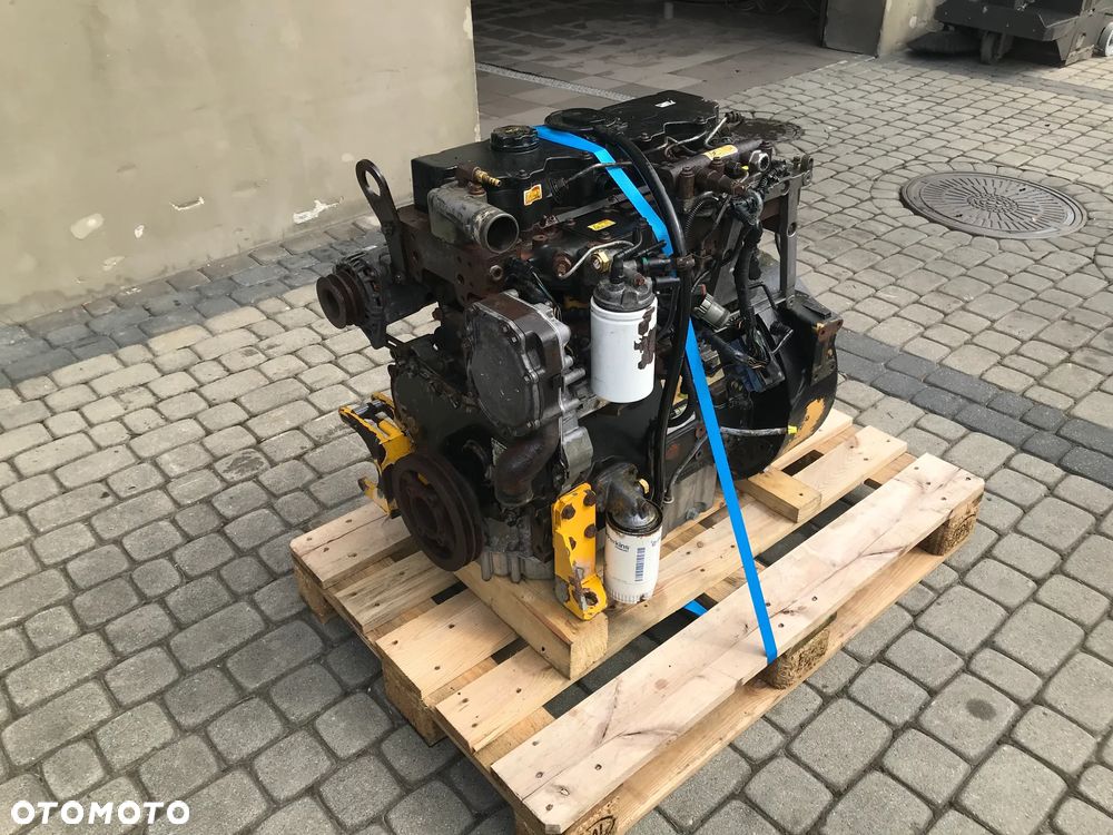 silnik Perkins 1104 cat c4.4 22000 zł netto - 9
