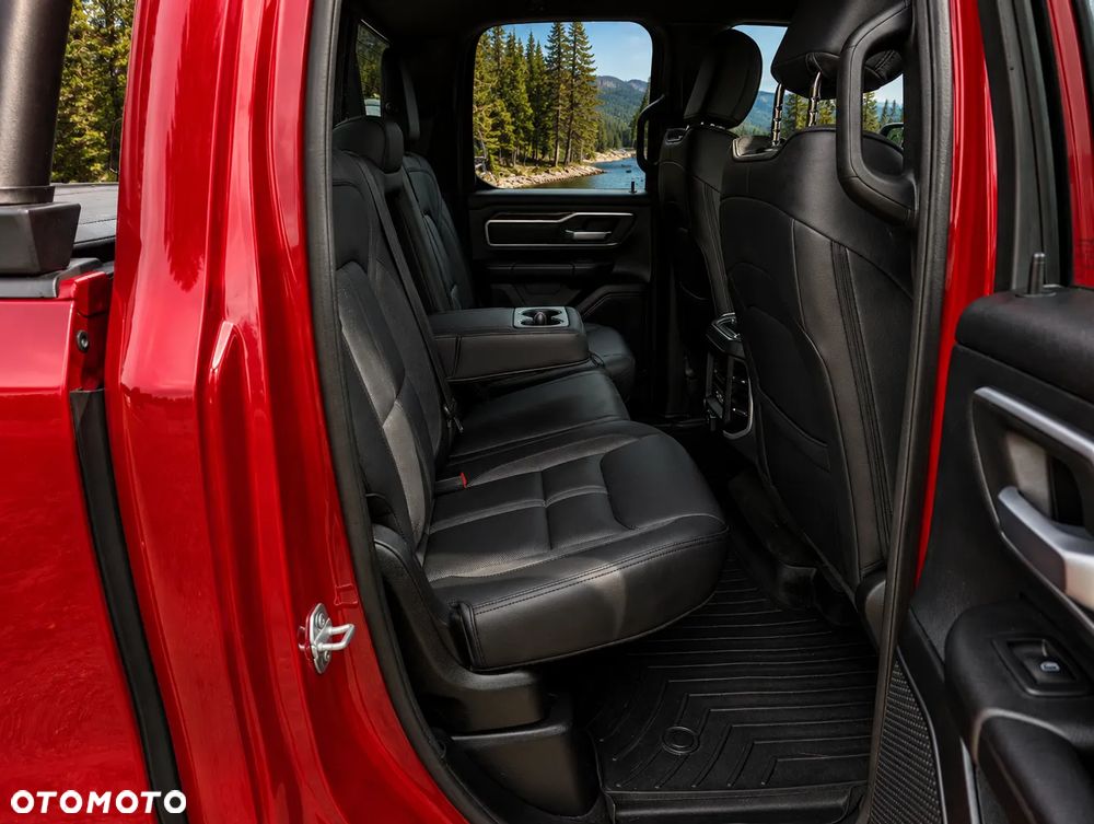 RAM 1500 Quad Cab Laramie - 25