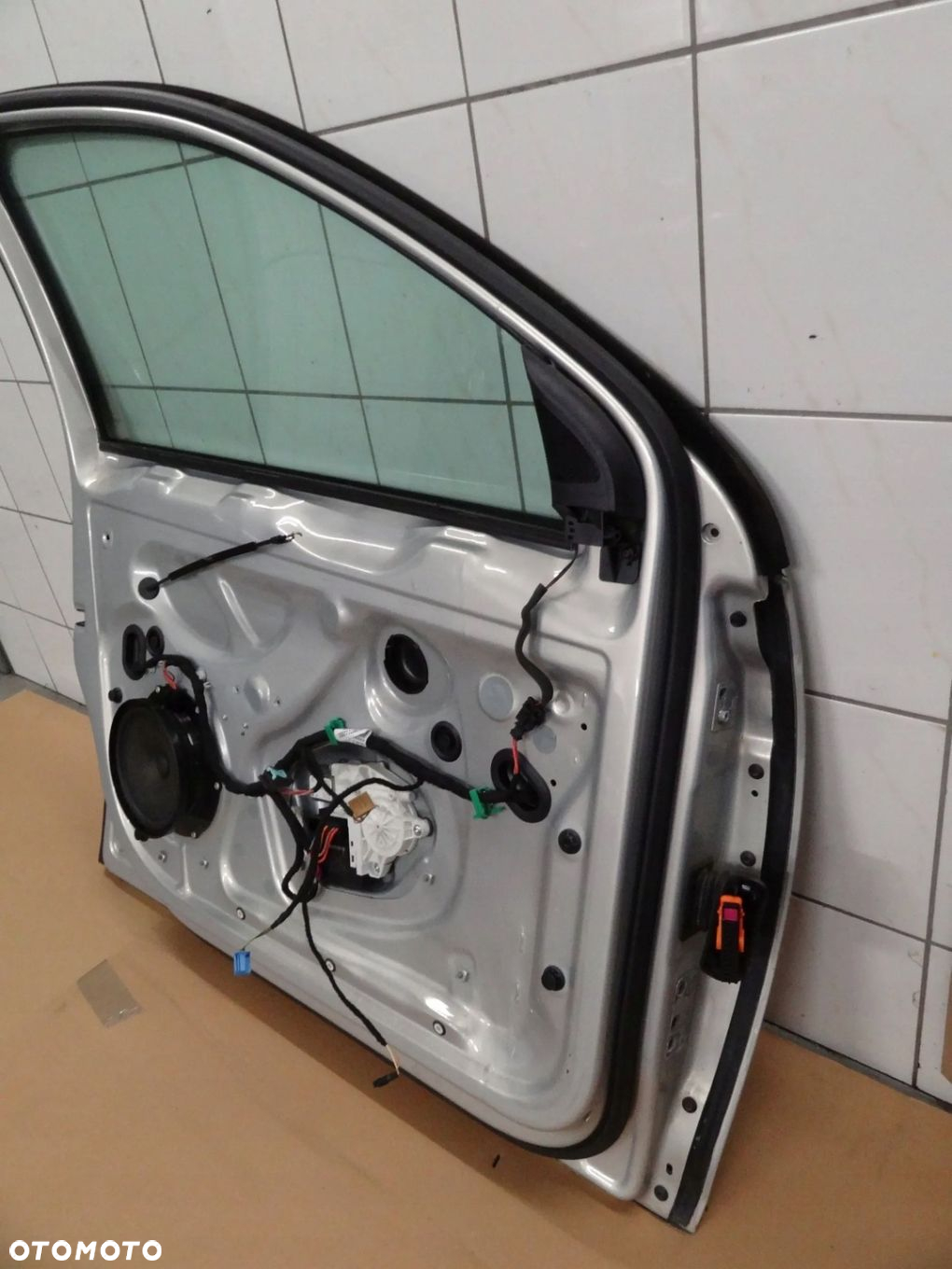 VW GOLF VI 2010 KOMBI DRZWI LEWY PRZÓD PRZEDNIE LR7L - 3