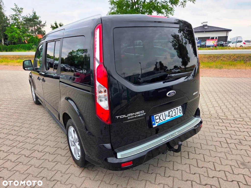Ford Tourneo Connect Grand - 14