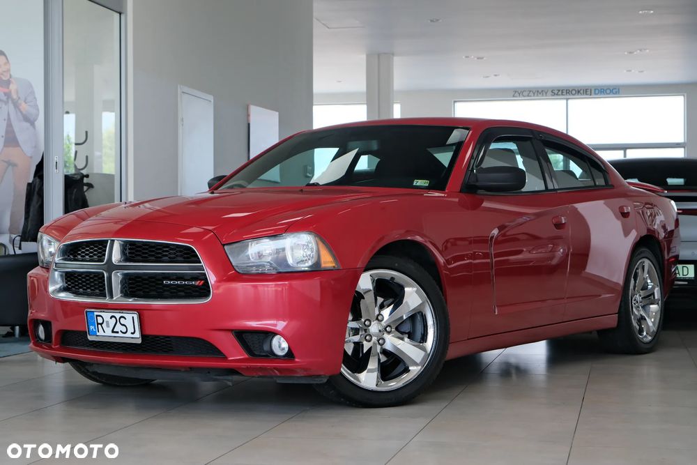 Dodge Charger 3.5 V6 Base - 2