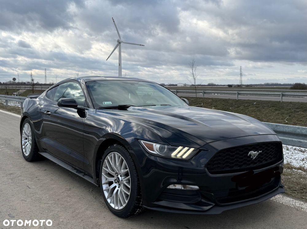 Ford Mustang 3.7 V6 - 1