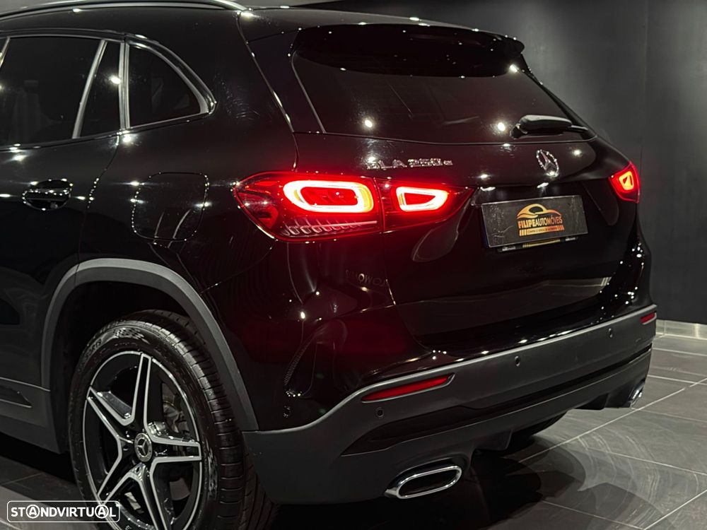 Mercedes-Benz GLA 250 e 8G-DCT AMG Line - 12