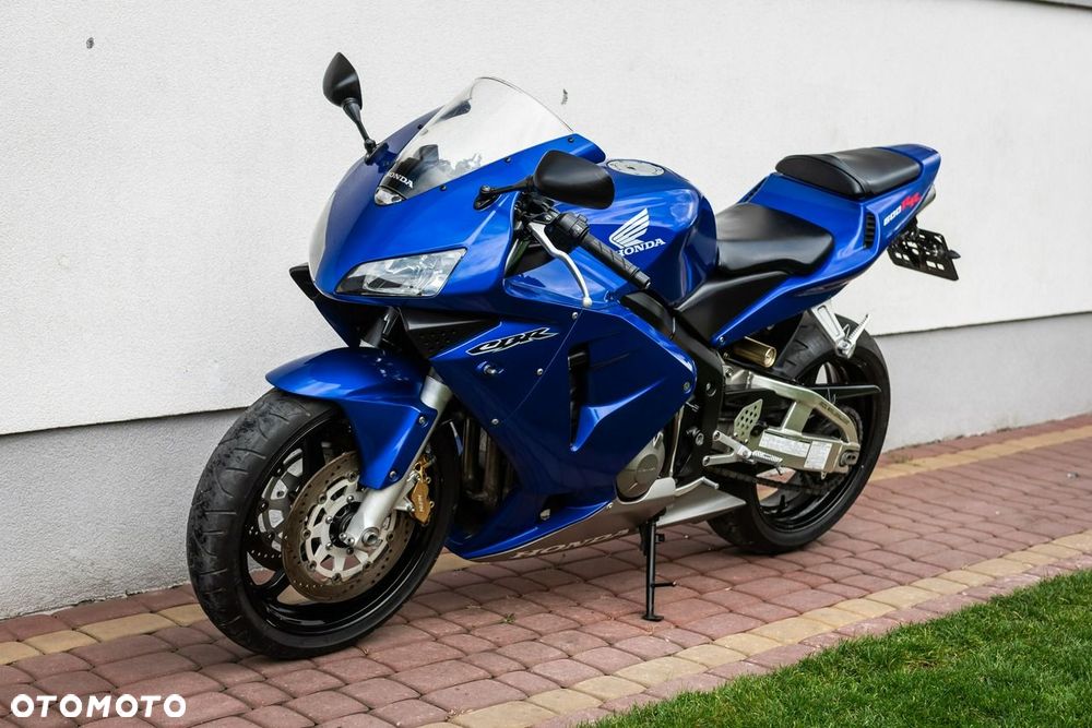 Honda CBR - 6