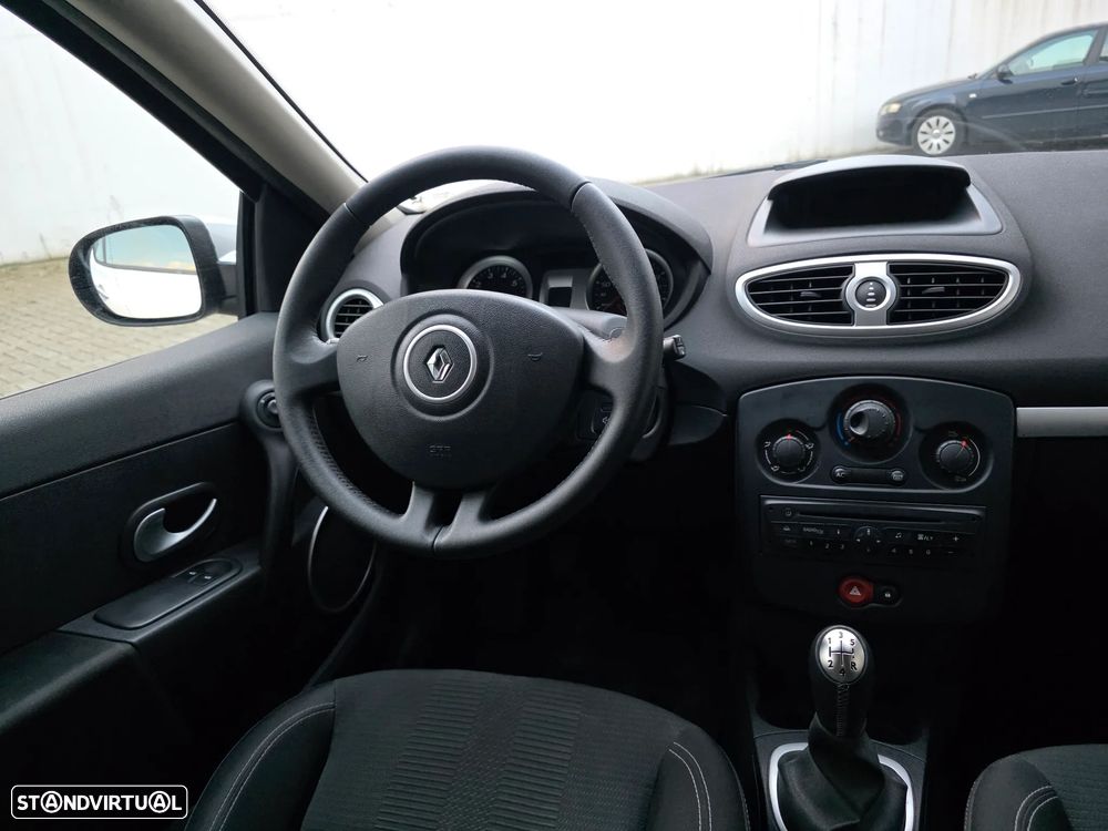 Renault Clio 1.2 16V Dynamique - 39
