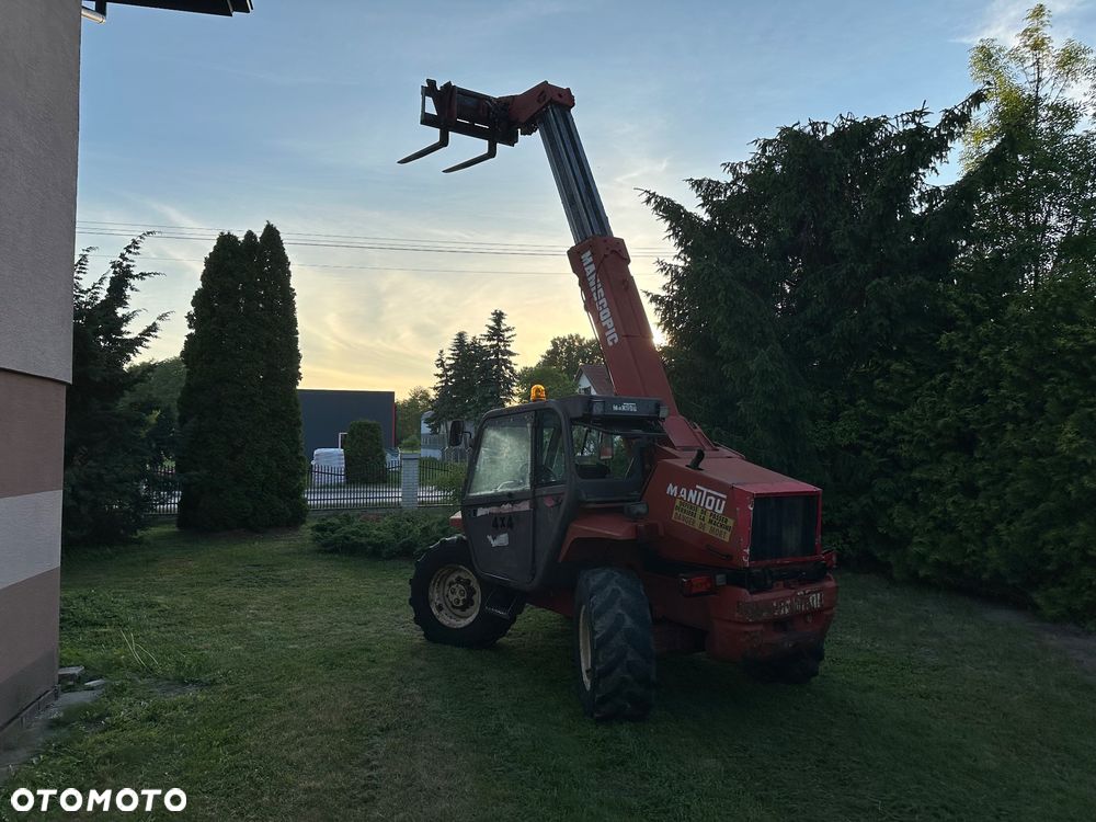 Manitou MLT 527 4x4 80KM silnik Perkins 4-ro cylindrowy - 11