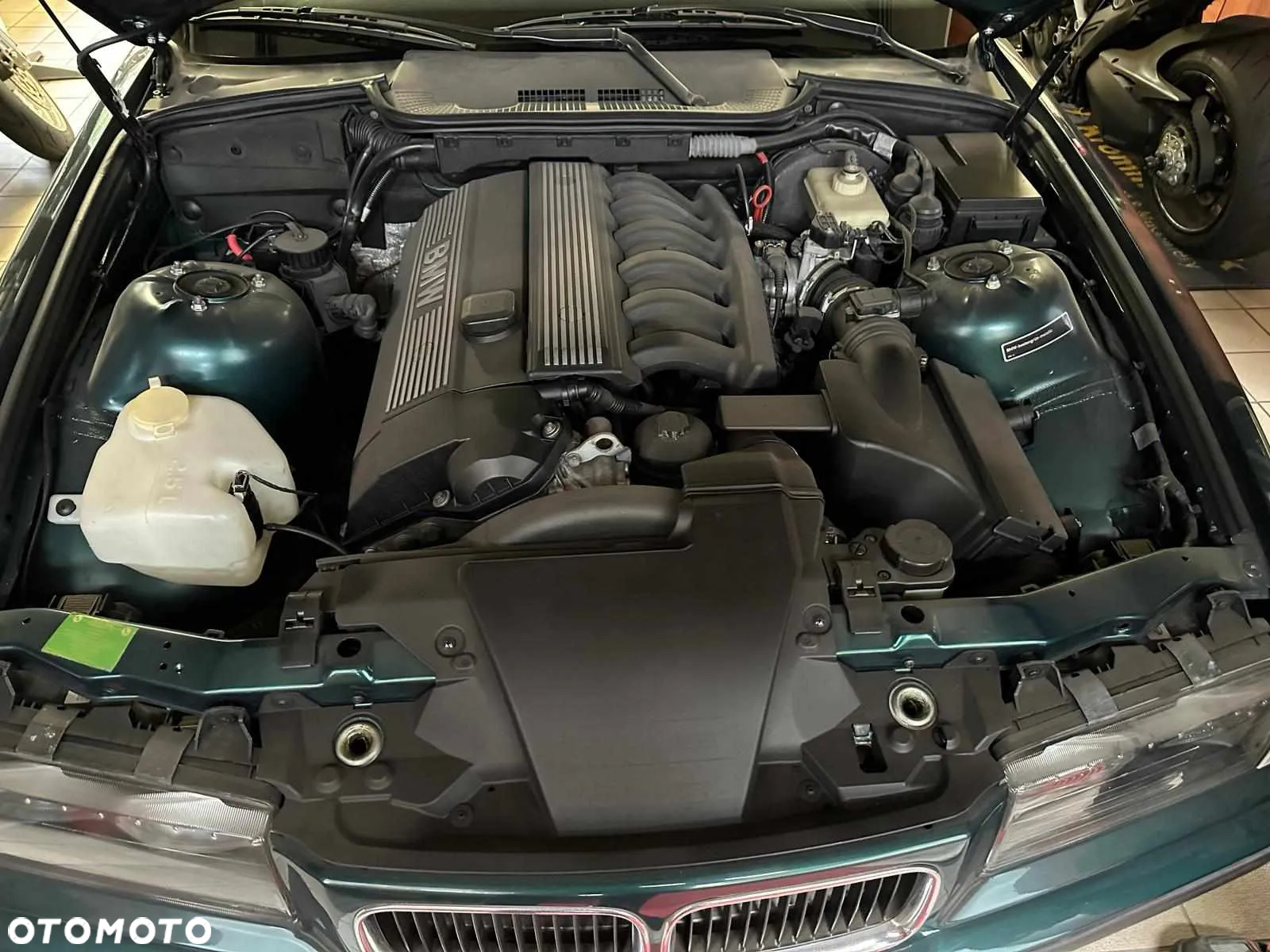 BMW Seria 3 - 14
