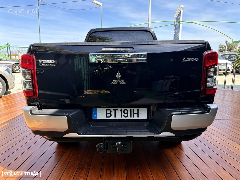 Mitsubishi L200 2.3 DI-D Strakar Club Evolution 4WD IVA DEDUTIVEL - 7