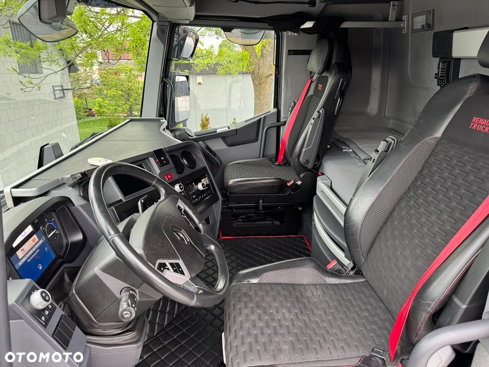 Renault T 520 / ACC / HIGH CAB  / NOWE OPONY MICHELIN / KLIMA POSTOJOWA / OBRACANY FOTEL / Z NIEMIEC - 22