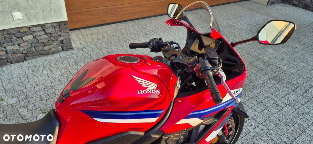 Honda CBR - 4