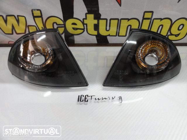Pisca frontal BMW E46 limo / touring 4p 98-01 Fundo Preto - 1