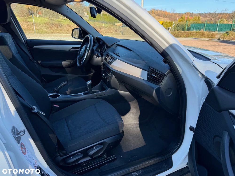 BMW X1 sDrive18d - 12