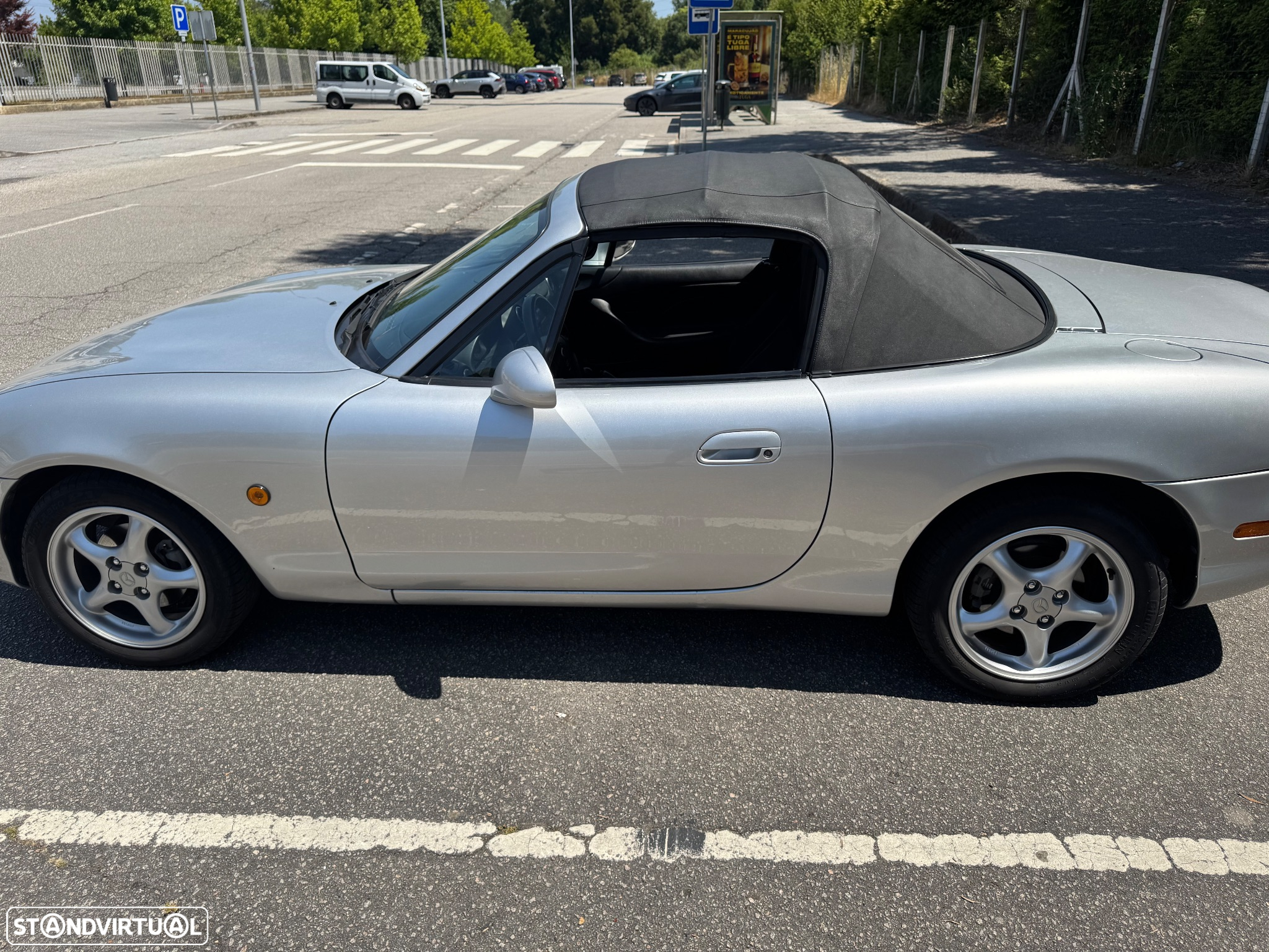 Mazda MX-5 1.6 - 11