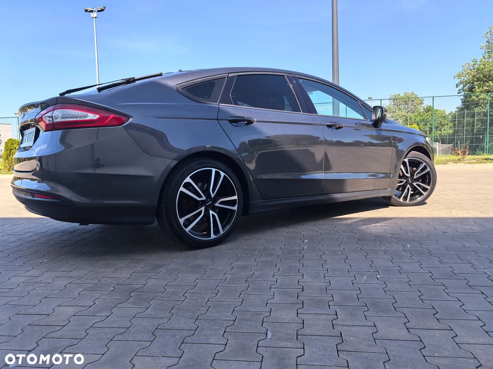 Ford Mondeo 2.0 TDCi Ambiente - 8