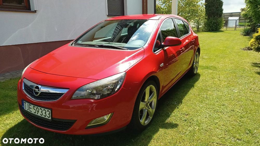 Opel Astra 1.6 Turbo Sport - 9
